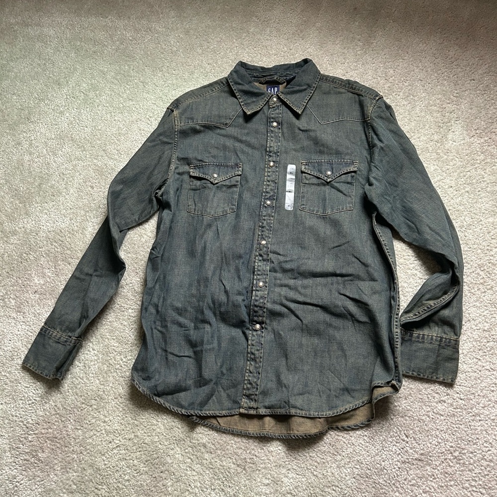 Long sleeve denim shirt